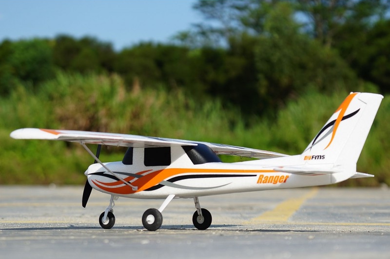 Aereo Radiocomandato FMS Ranger 850 Mm GPS RTF, Cessna 152, Con Ritorno A Casa E Barriere Virtuali, Per Principianti